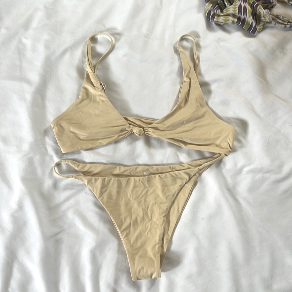 Toast swim / stone fox swim set
